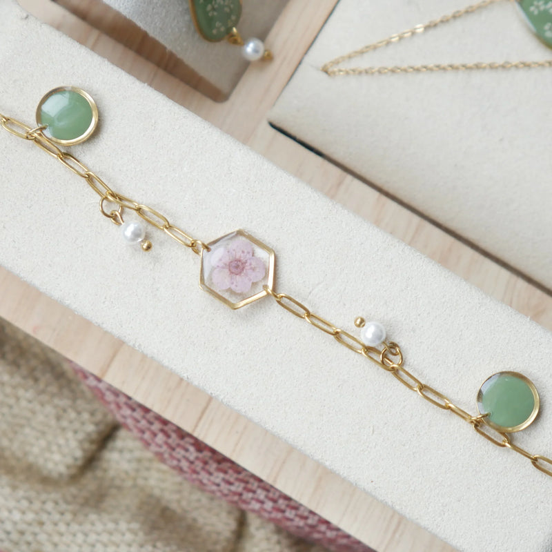 Bracelet
