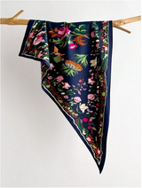 Foulard triangle