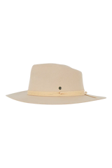 Chapeau