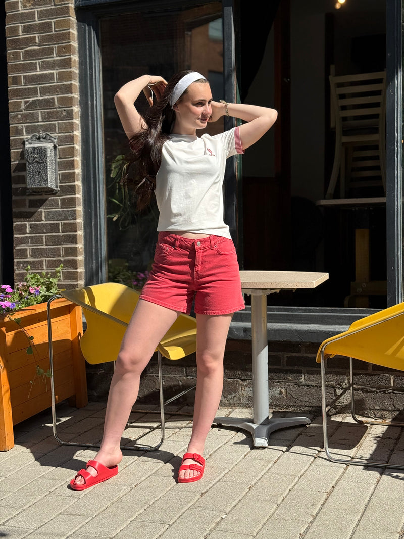 Short rouge