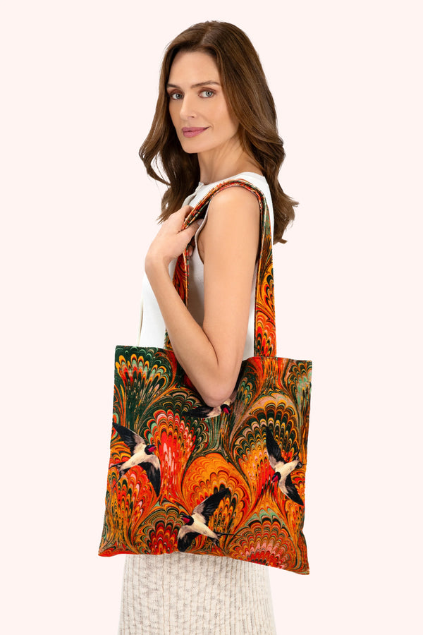 Tote bag